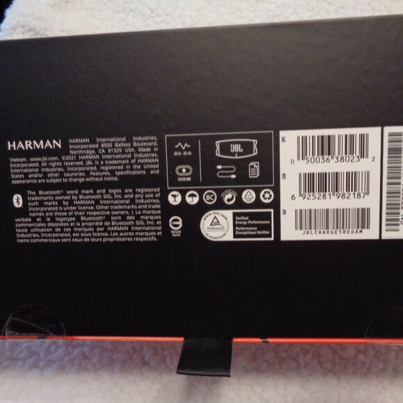 JBL Charge 5 Red Portable Bluetooth Speaker NIB - Picture 7 of 7